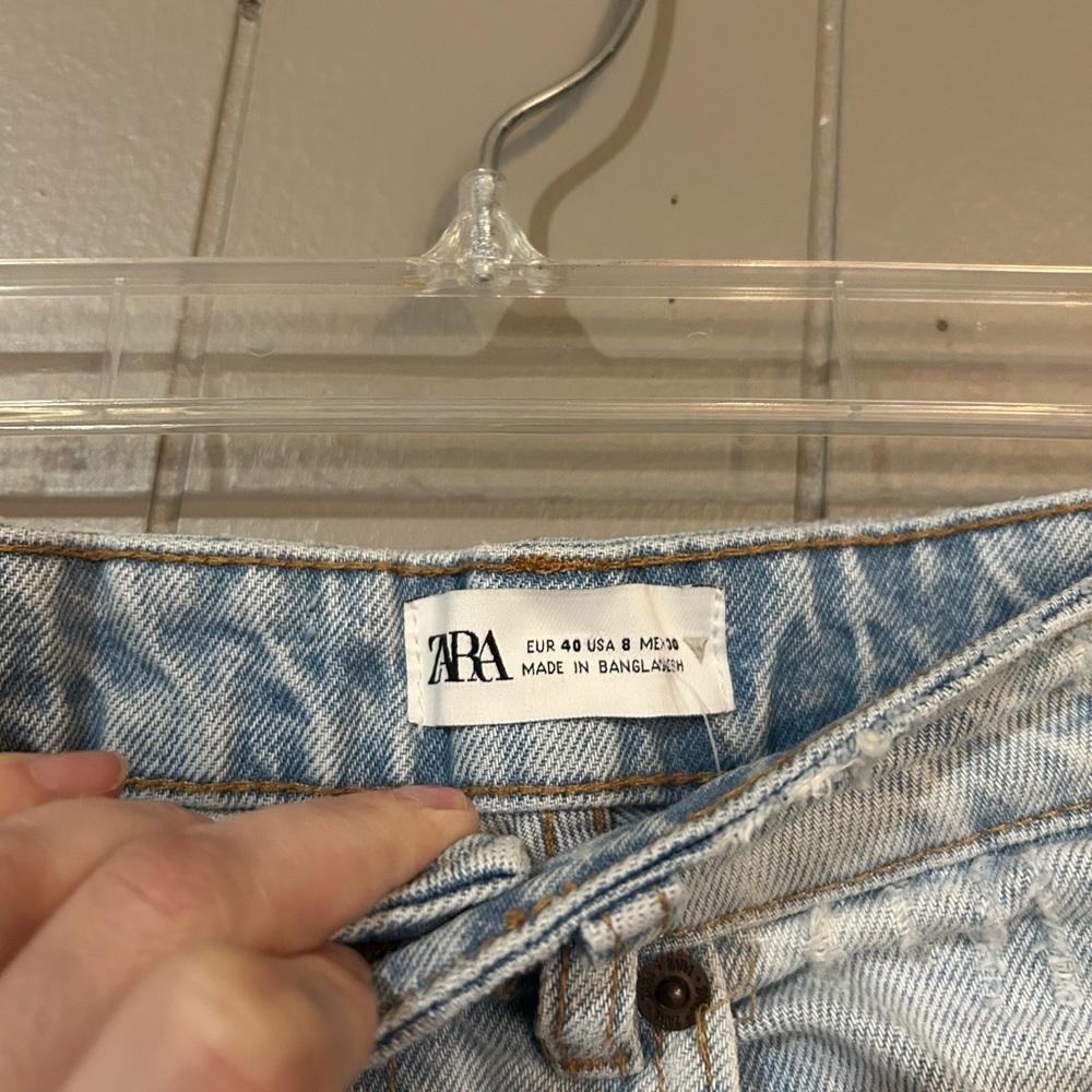 ZARA Light Wash Denim Jeans distressed